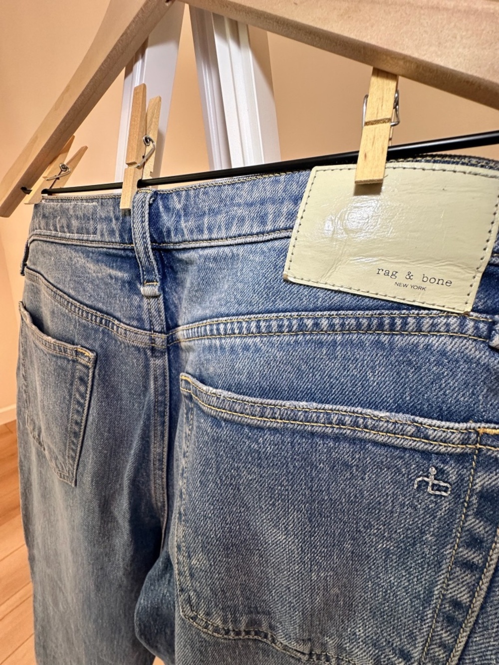 Rag and Bone Peyton Mid rise Bootcut Jeans in Blue - Picture 4 of 4